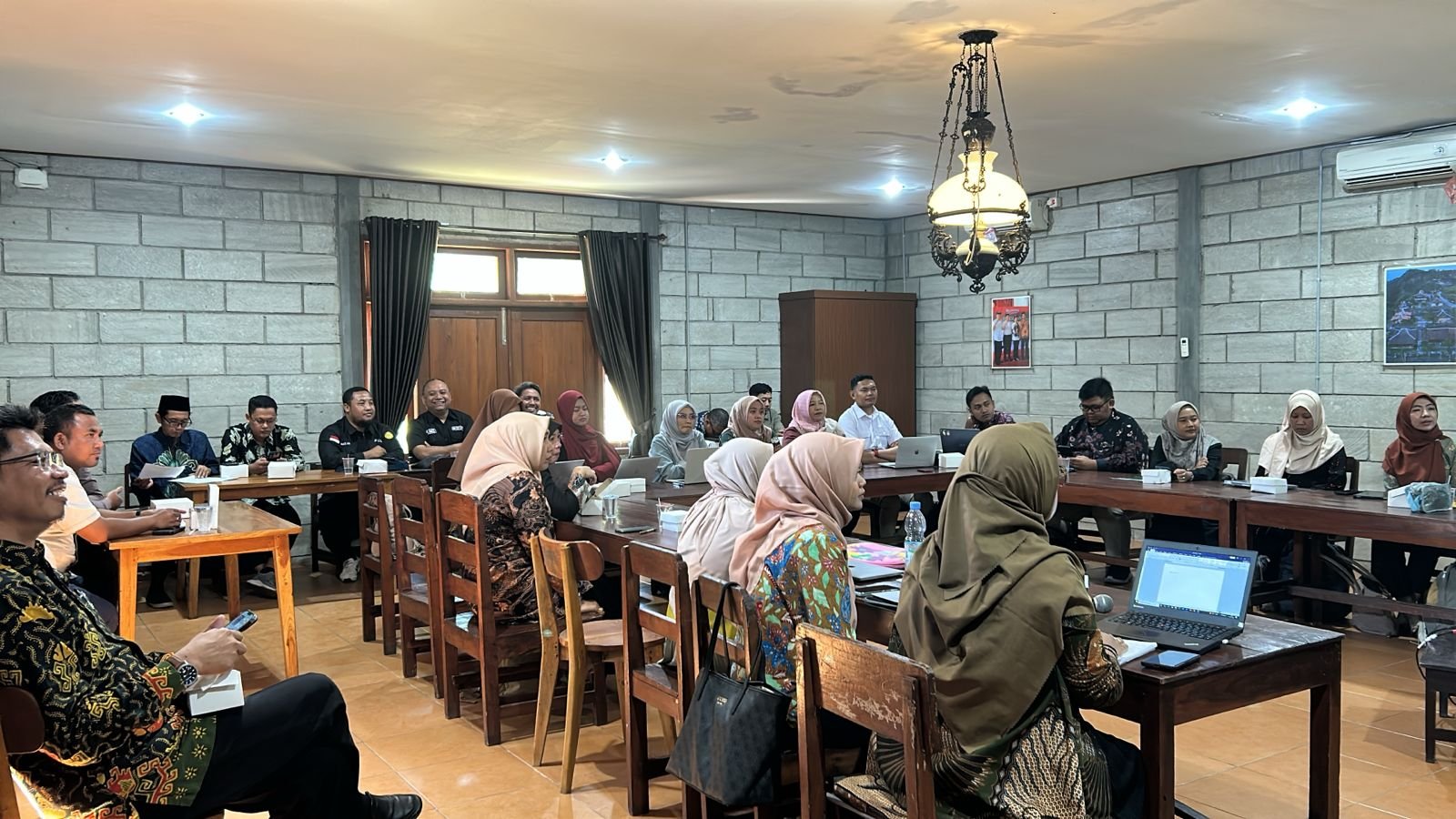 Studentpreneur Bootcamp, Cara MCEBI PTMA Mengatasi Pengangguran Sarjana